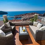 Isabora - Premium Two-bedroom With Terrace And Sea View *