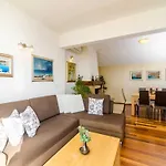 Apartamento Isabora - Premium Two-bedroom With Terrace And Sea View *