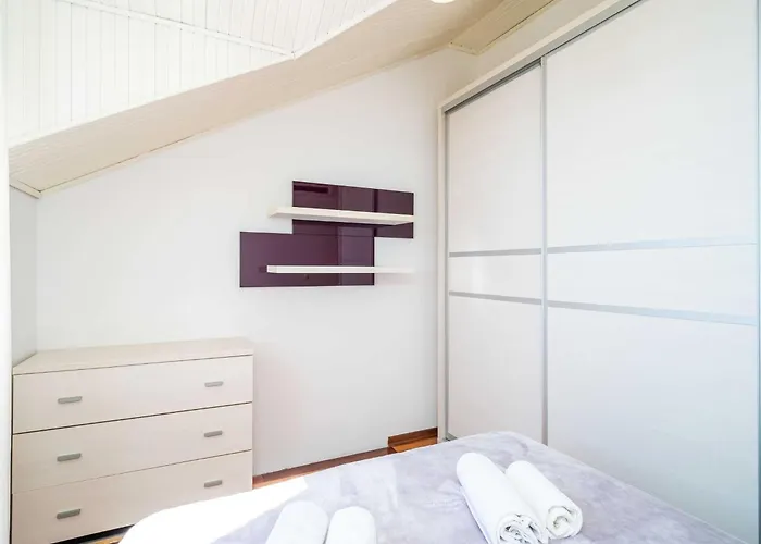 Apartment Isabora - Premium Two-bedroom With Terrace And Sea View Dubrovnik