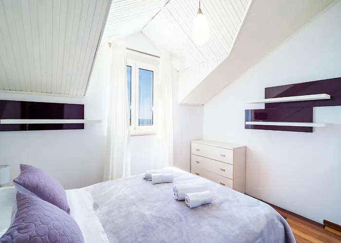 Isabora - Premium Two-bedroom With Terrace And Sea View Apartman