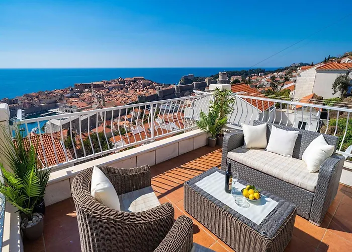 公寓 Isabora - Premium Two-bedroom With Terrace And Sea View 杜布罗夫尼克