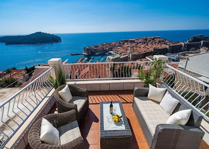 Isabora - Premium Two-bedroom With Terrace And Sea View Apartment Dubrovnik