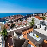 شقة Isabora - Premium Two-bedroom With Terrace And Sea View