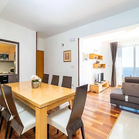 Isabora - Premium Two-bedroom With Terrace And Sea View دوبروفينك